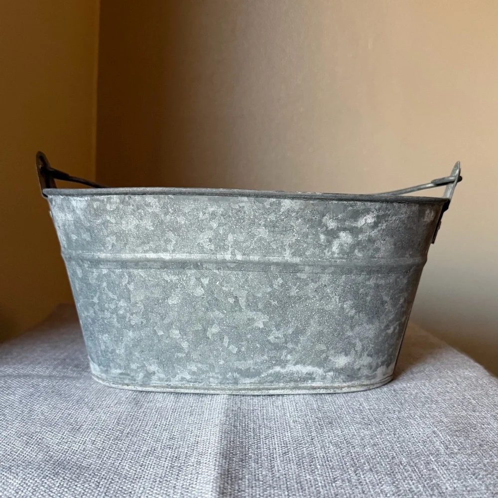 Rustic Galvanized Metal Bucket w/ Wooden Handle Farmhouse Decor